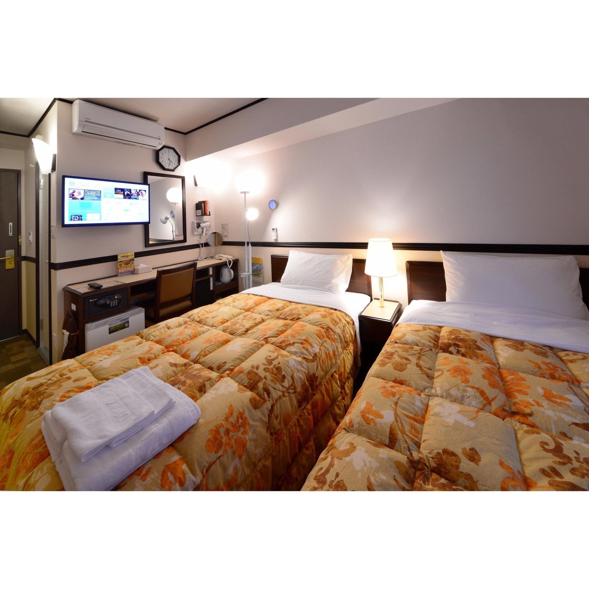 Toyoko Inn Tokyo Eki Shin Ohashi Mae Екстериор снимка