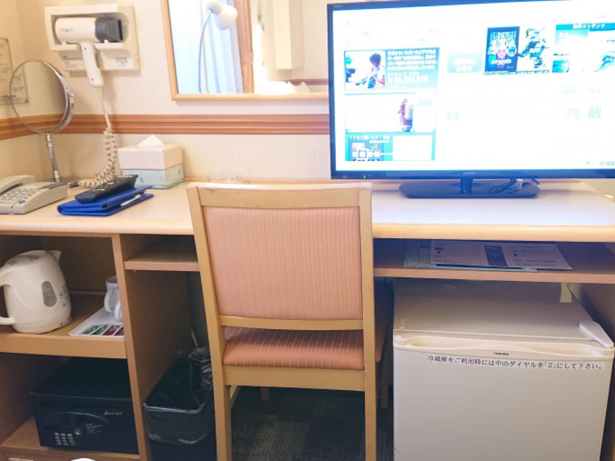Toyoko Inn Tokyo Eki Shin Ohashi Mae Екстериор снимка