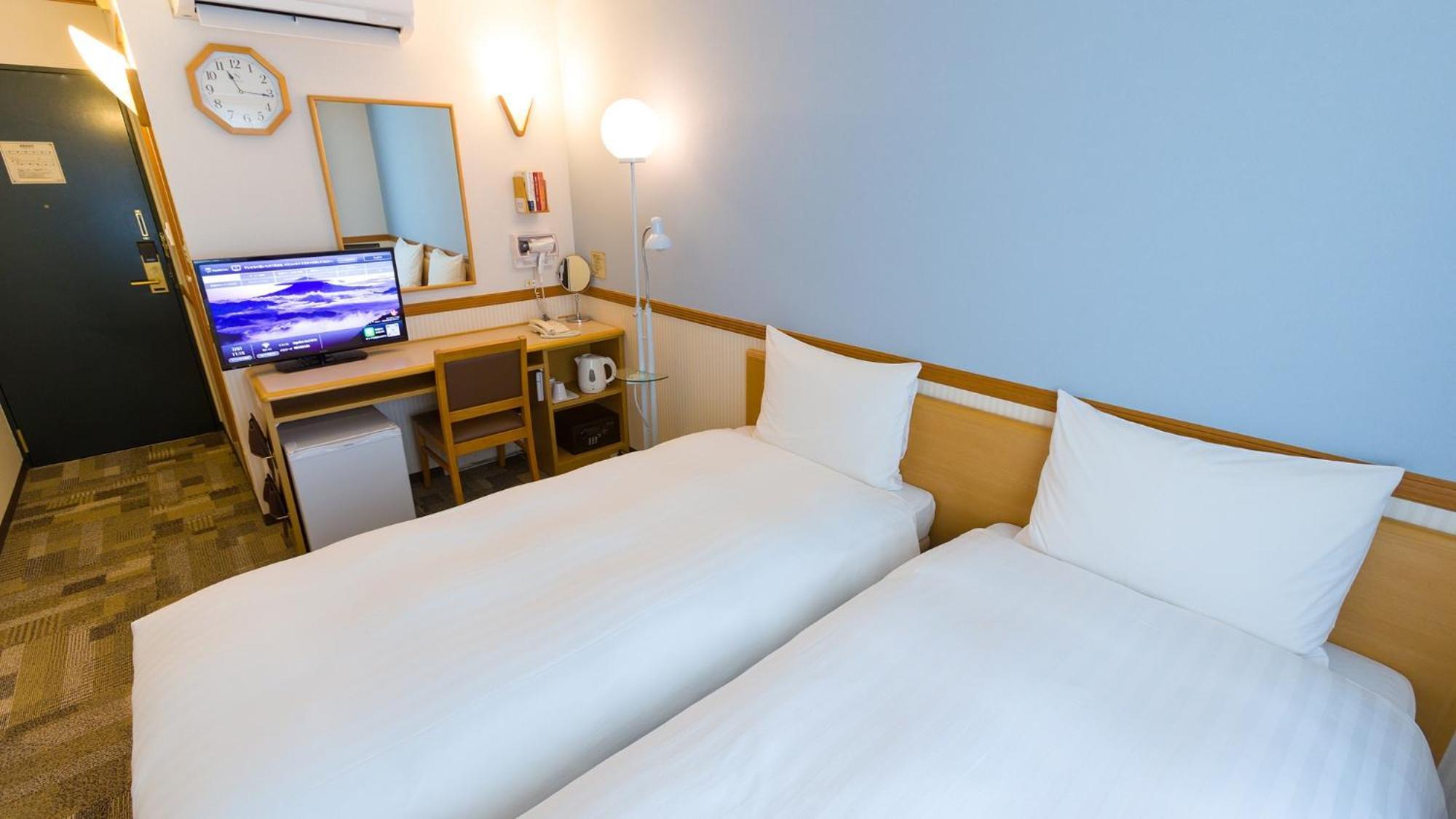 Toyoko Inn Tokyo Eki Shin Ohashi Mae Стая снимка