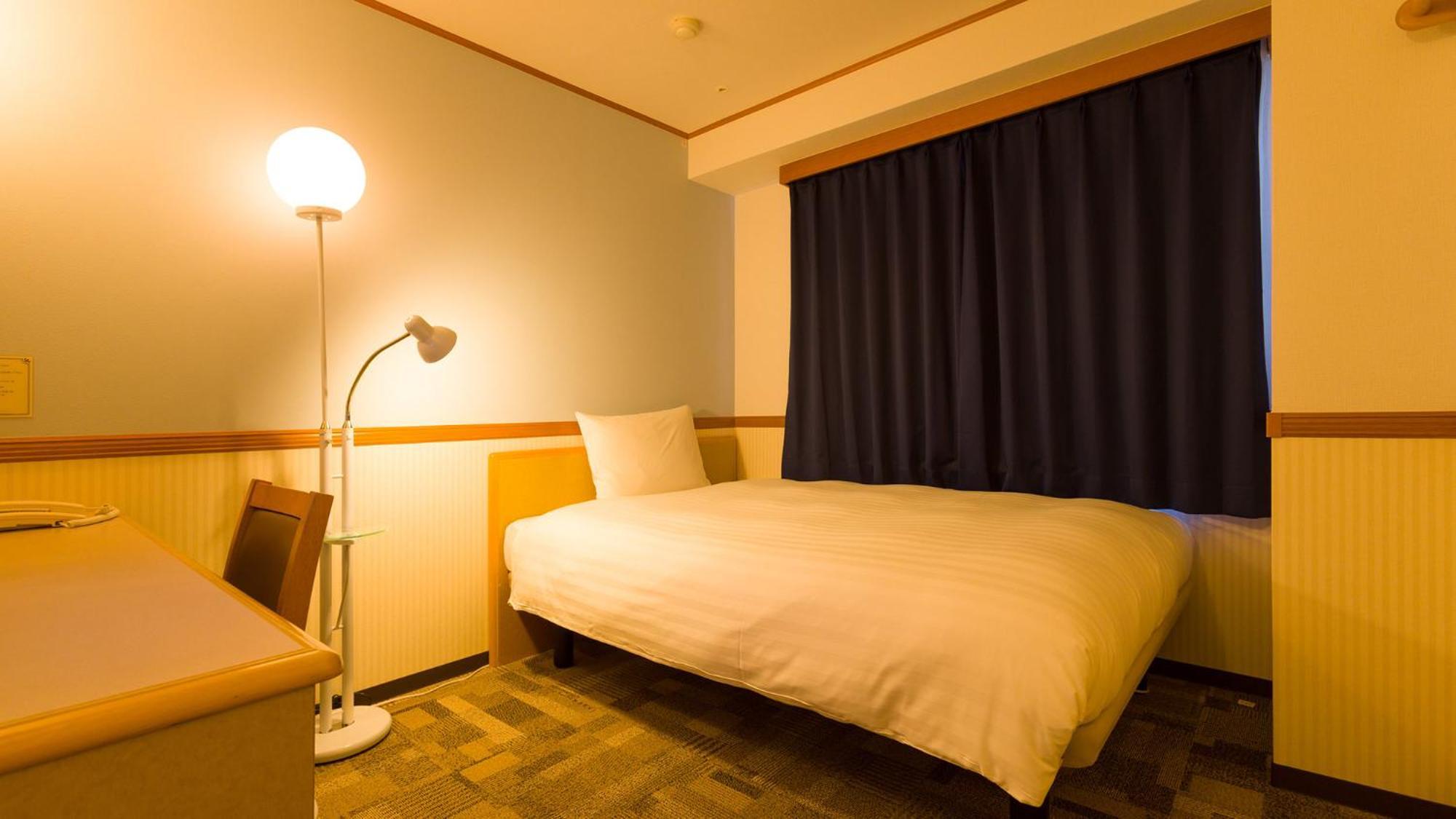 Toyoko Inn Tokyo Eki Shin Ohashi Mae Стая снимка