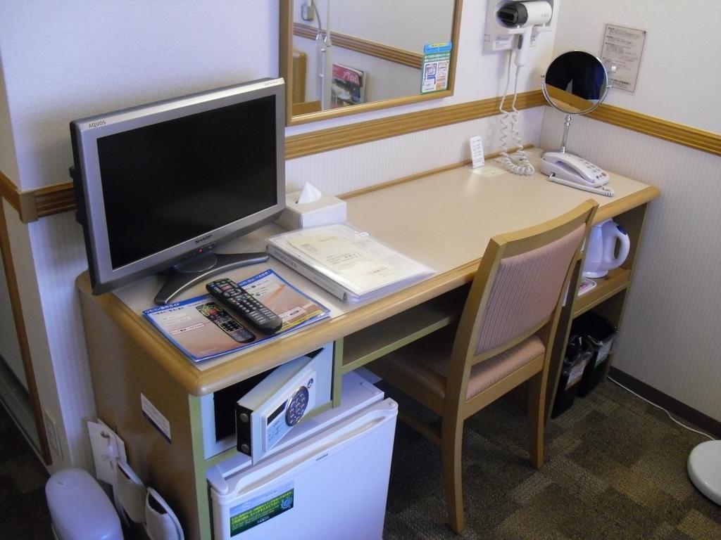 Toyoko Inn Tokyo Eki Shin Ohashi Mae Екстериор снимка